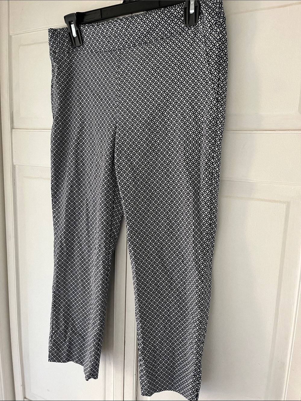 Cynthia Rowley Black & White Geometric Capris